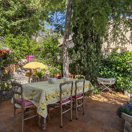 Casa vacanze 3 Bedroom Artist's House With Ac, Spectacular Sea View - Dodo Et Tartine Tolone