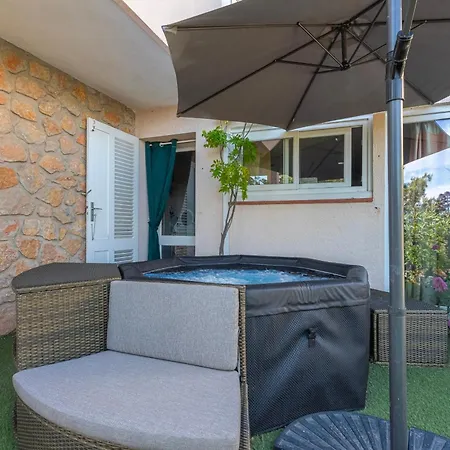 Casa vacanze 3 Bedroom Artist's House With Ac, Spectacular Sea View - Dodo Et Tartine *